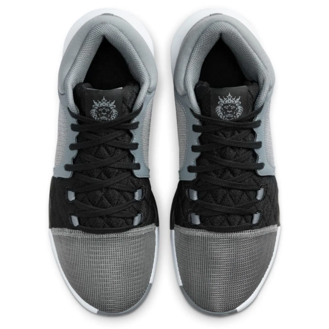 Zapatos de Básquetbol para Caballero LeBron Witness 8