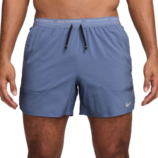 Short para Caballero Nike Stride 5"