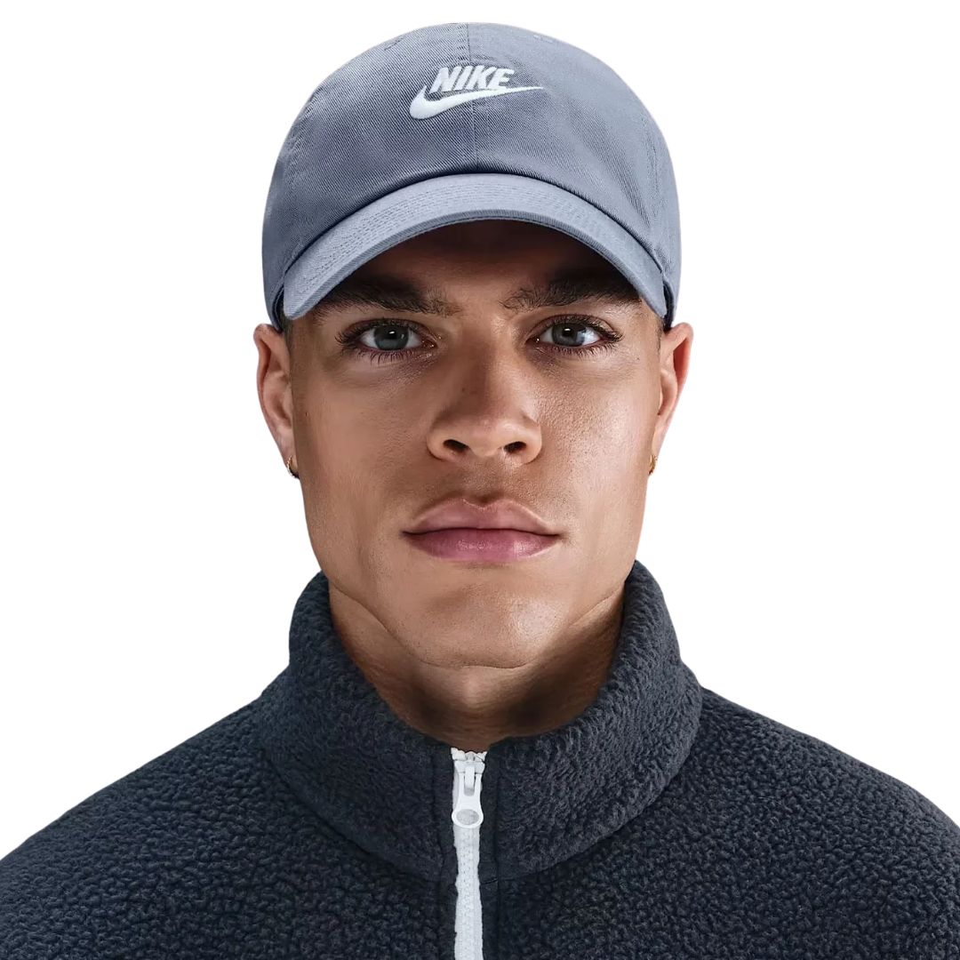 Gorra Nike Club