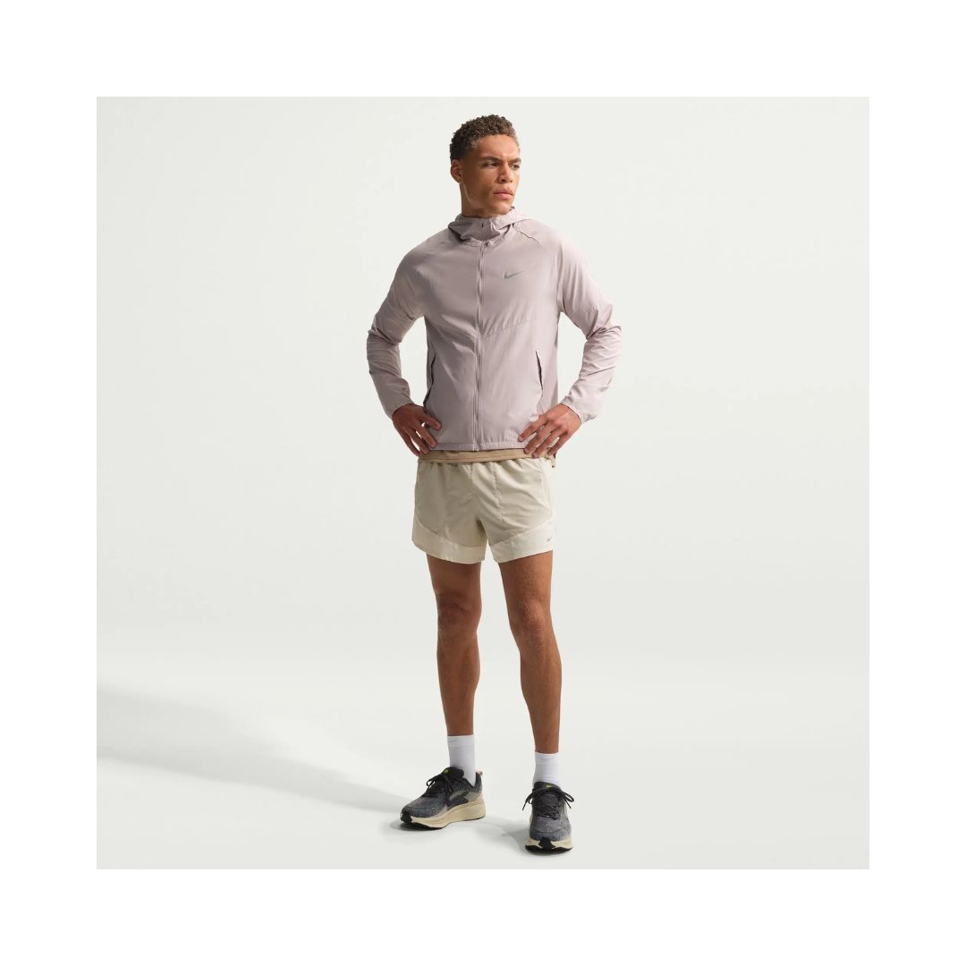 Short para Caballero Nike Stride Plus 5"