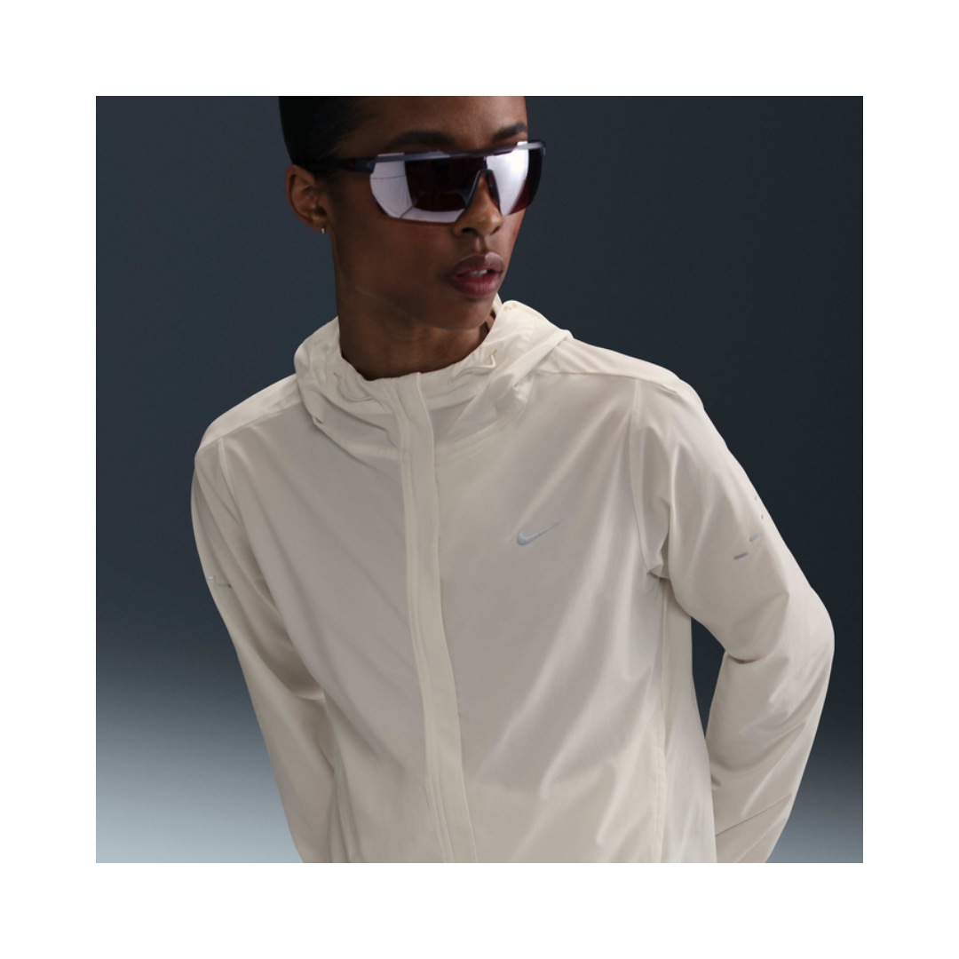 Chaqueta Deportiva para Dama Nike Swift