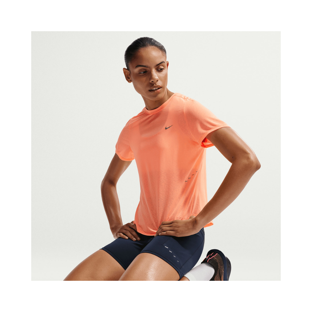 Franela Manga Corta para Dama Nike Swift Breathe