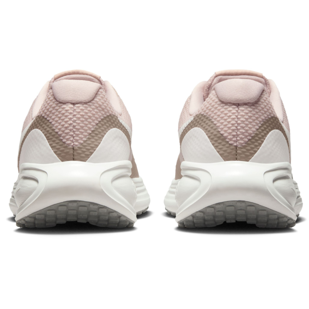 Zapatos Running para Dama Revolution 8